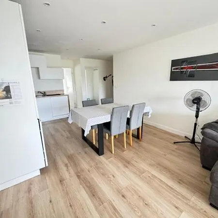 Renovated One Bedroom Capitou 2 Ou 4 People Lejlighed Mandelieu